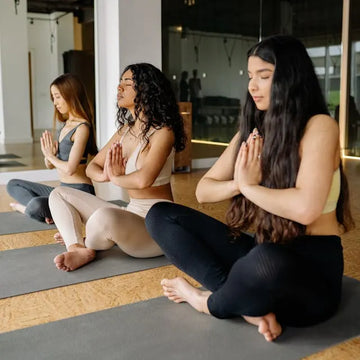 Aromatherapy for Mental Wellness: How Essential Oils Reduce Stress and Anxiety